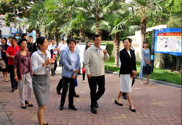 河南省委宣传部领导及政府单位百人观摩团莅临鑫苑名家 河南省委宣传部领导及政府单位百人观摩团莅临鑫苑名家