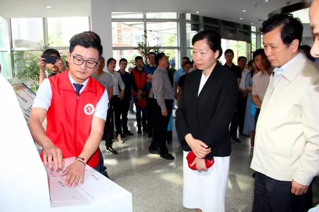 河南省委宣传部领导及政府单位百人观摩团莅临鑫苑名家 河南省委宣传部领导及政府单位百人观摩团莅临鑫苑名家