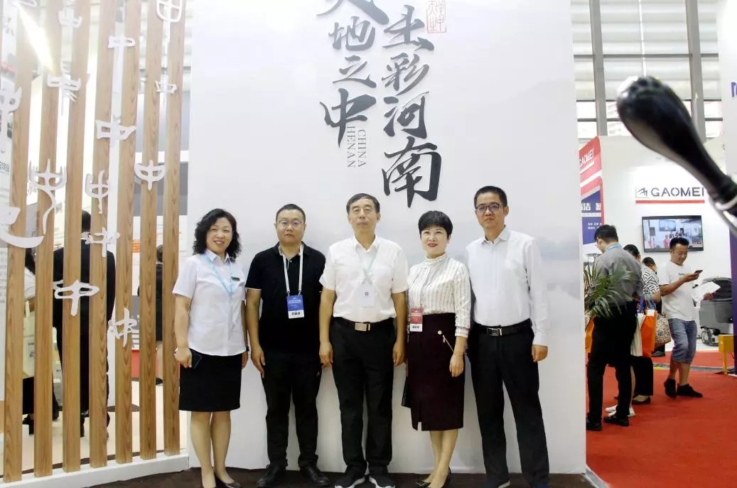 鑫苑物业荣膺中国物业服务500强企业TOP14,持续领跑中部物业 鑫苑物业荣膺中国物业服务500强企业TOP14,持续领跑中部物业