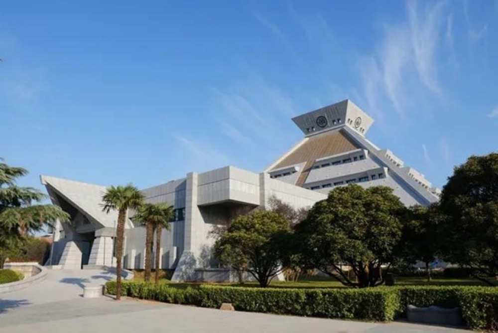 喜报 | 河南鑫苑物业荣获“2022河南省物业服务力TOP50企业”、“2022河南省住宅物业服务力TOP3”等 喜报 | 河南鑫苑物业荣获“2022河南省物业服务力TOP50企业”、“2022河南省住宅物业服务力TOP3”等
